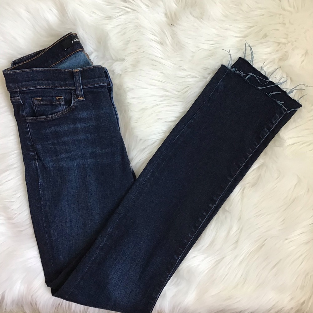 J. Brand Mid Rise Rail Jean w/ Frayed Hem- Size 27 waist